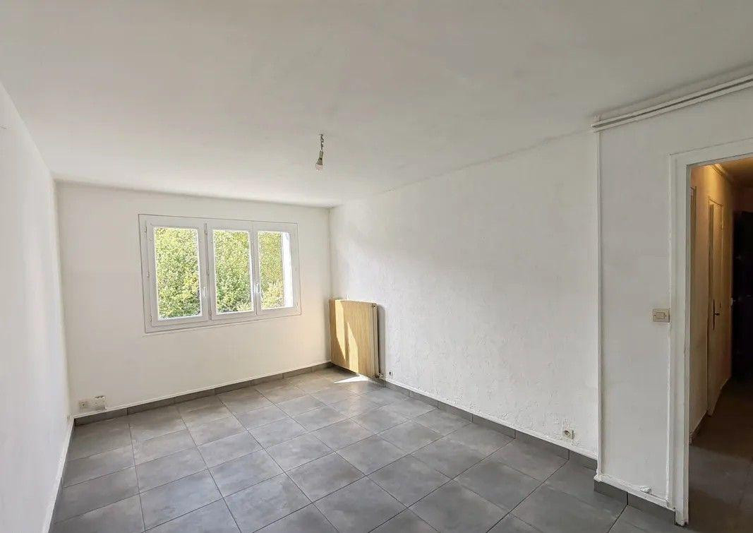 
                                                Location
                                                 Beau 3P 53m² avec balcon