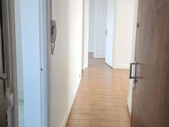 
                                                Location
                                                 Beau 3P 59m² dans une résidence calme et sécurisée