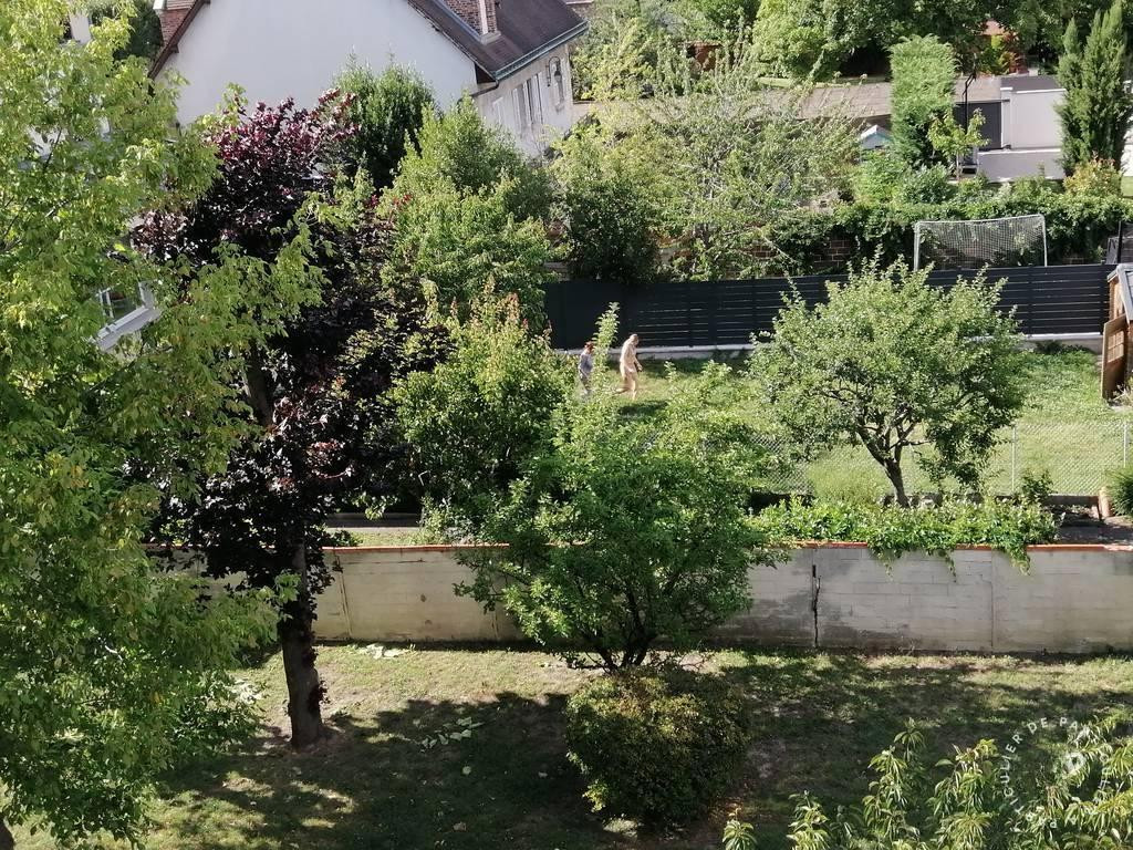 
                                                Location
                                                 Beau 3P 60m² Houilles