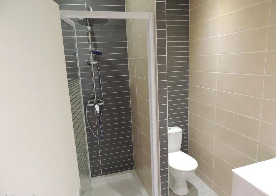 
                                                Location
                                                 Beau 3P 60m² situé dans le quartier de la Rivière