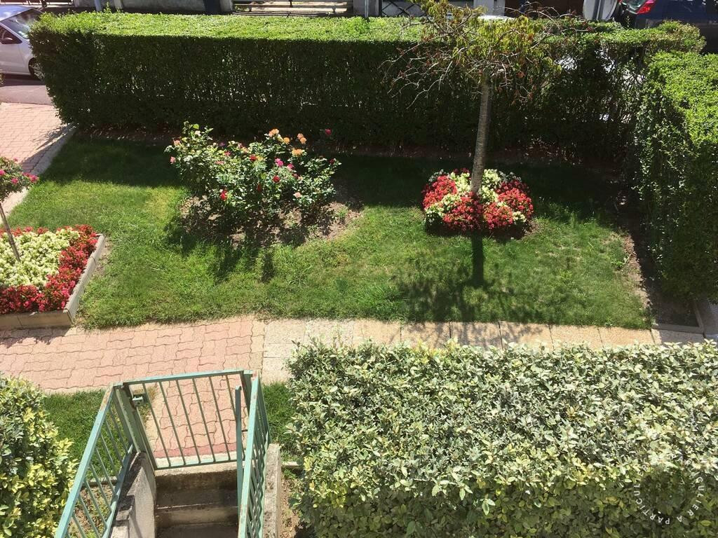 
                                                Location
                                                 Beau 3P 63 m² Nanterre