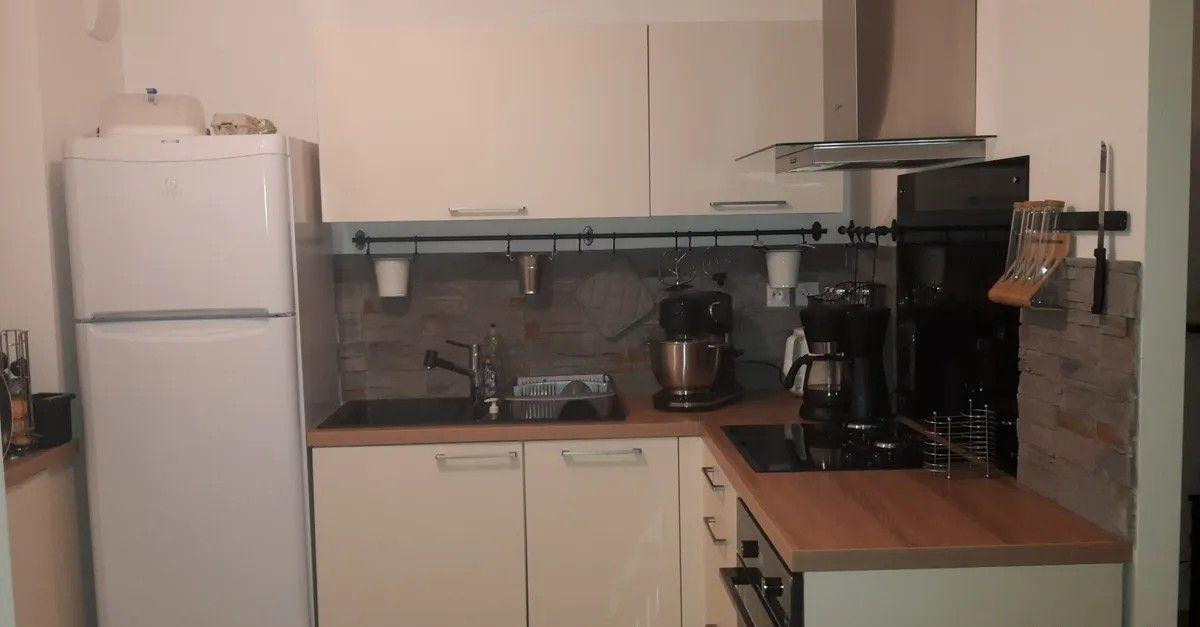 
                                                Location
                                                 Beau 3P 65m² avec balcon dans résidence récente