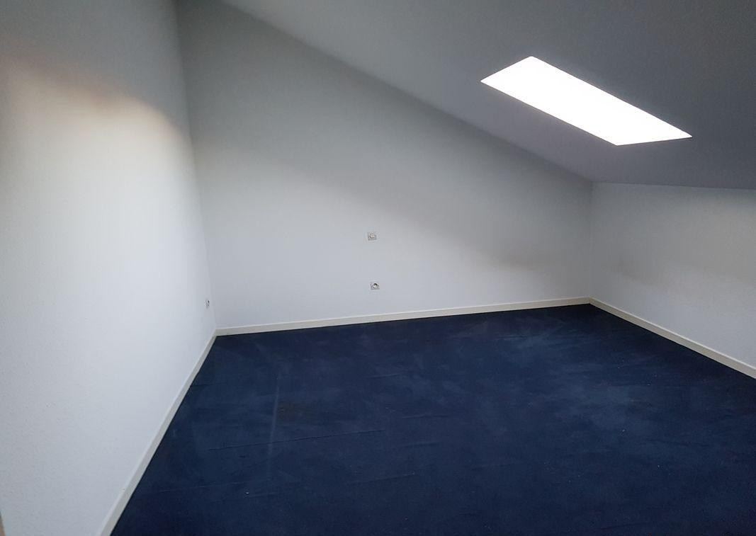 
                                                Location
                                                 Beau 3P 65m² propre et lumineux