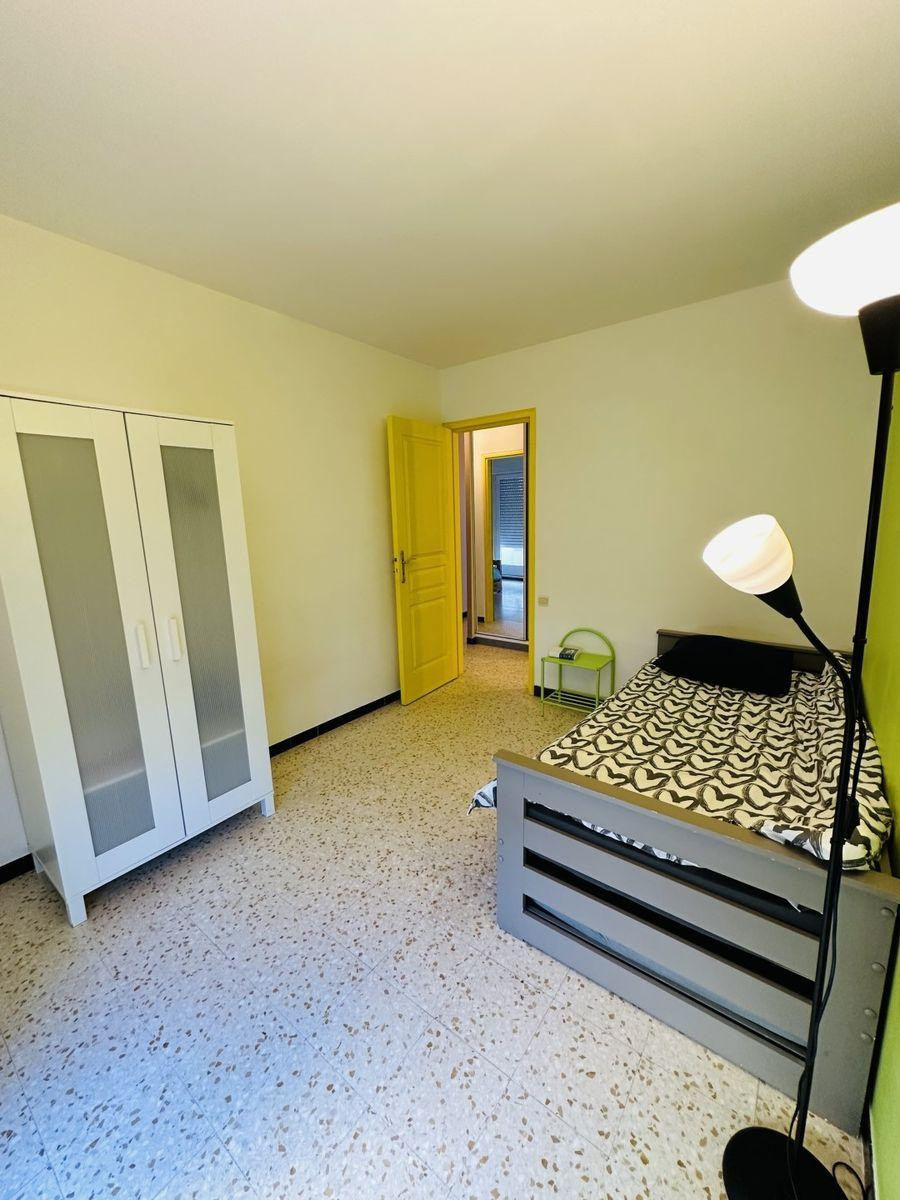 
                                                Location
                                                 Beau 3P 67m² meublé Mosson possible colocation