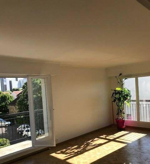 
                                                Location
                                                 Beau 3P 68m² à Villejuif très calme