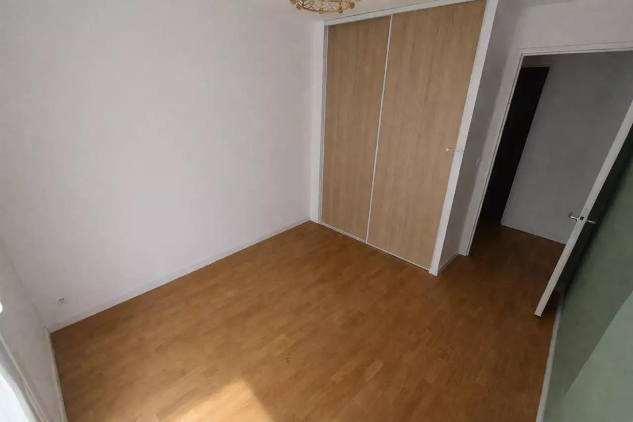 
                                                Location
                                                 Beau 3P 68m² neuf avec grand balcon 22m²