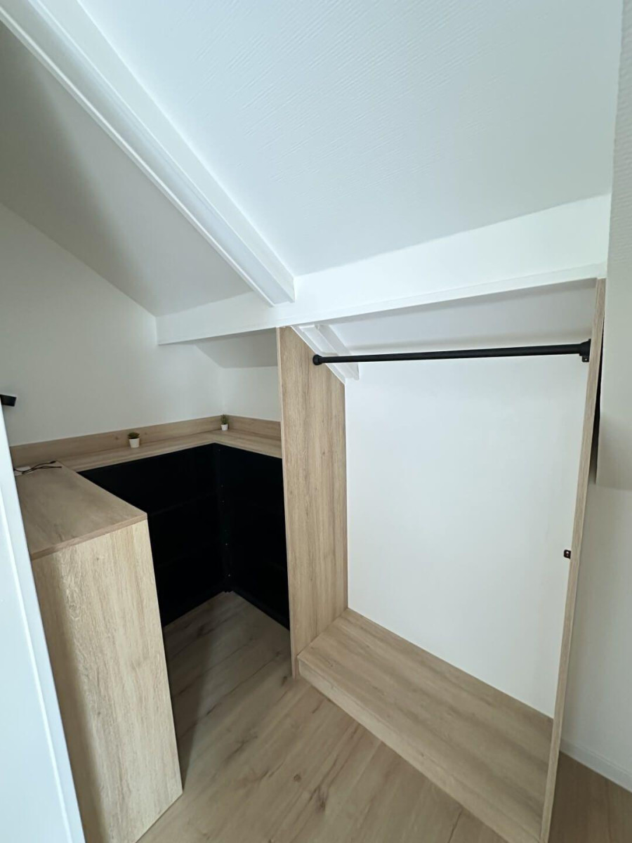 
                                                Location
                                                 Beau 3P 70m² en duplex