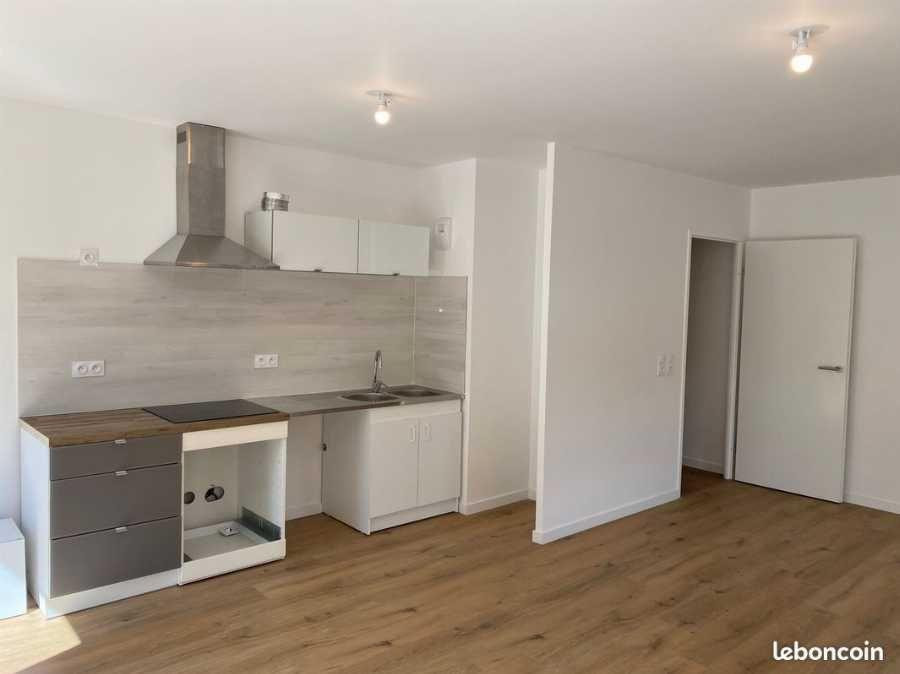 
                                                Location
                                                 Beau 3P 74m2 neuf Loi Pinel
