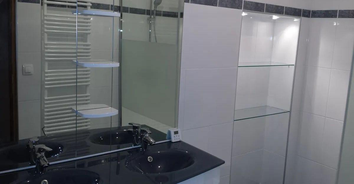 
                                                Location
                                                 Beau 3P 75m² idéal au calme et confortable