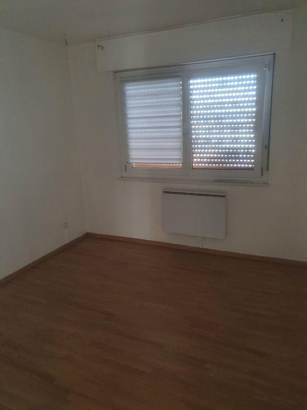 
                                                Location
                                                 Beau 3P 75m² meublé