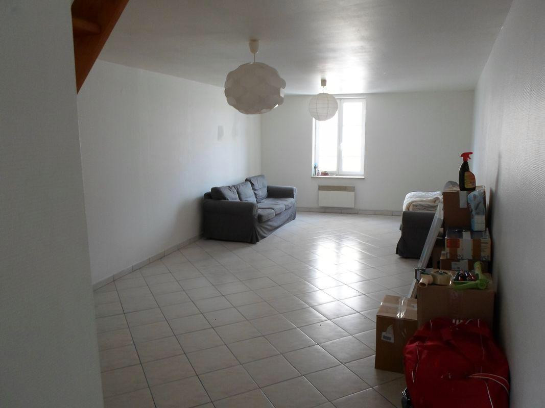 
                                                Location
                                                 Beau 3P 80m² en duplex dans le centre