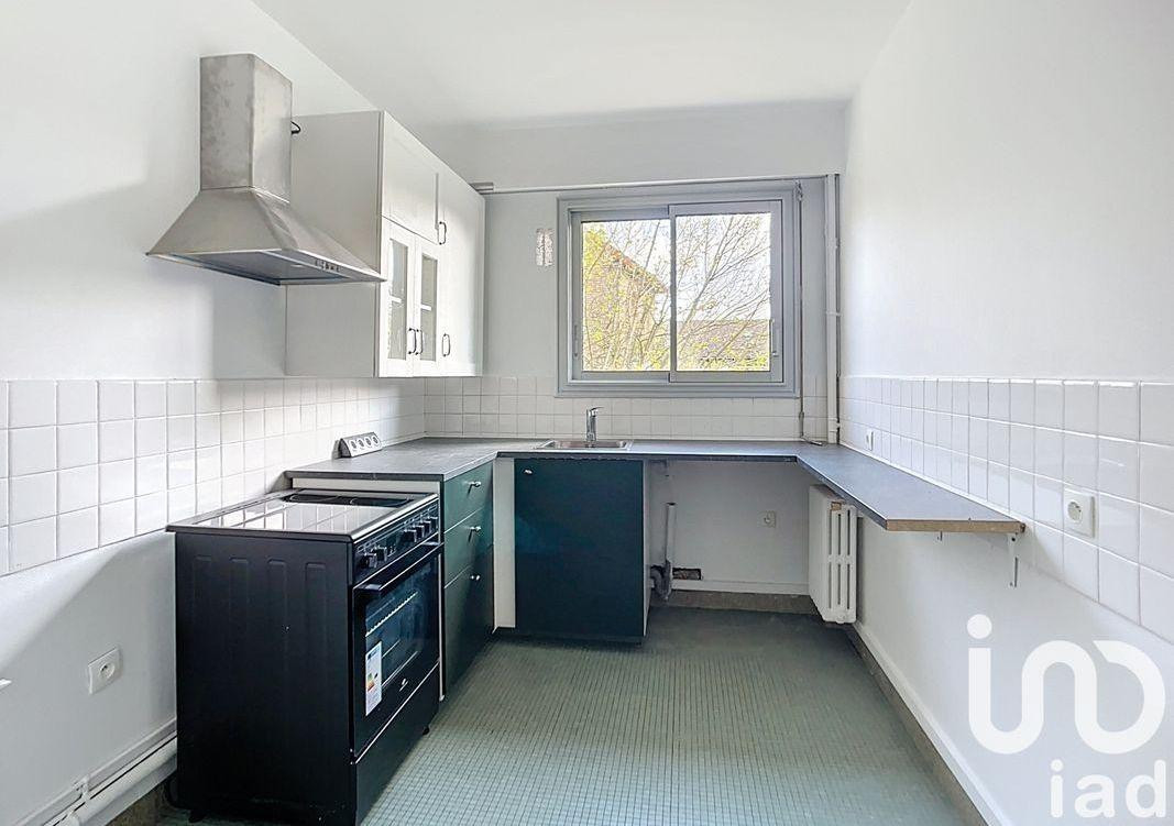 
                                                Location
                                                 Beau 3P 93m² lumineux avec balcon et terrasse