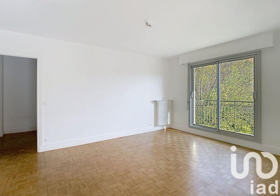 
                                                Location
                                                 Beau 3P 93m² lumineux avec balcon et terrasse
