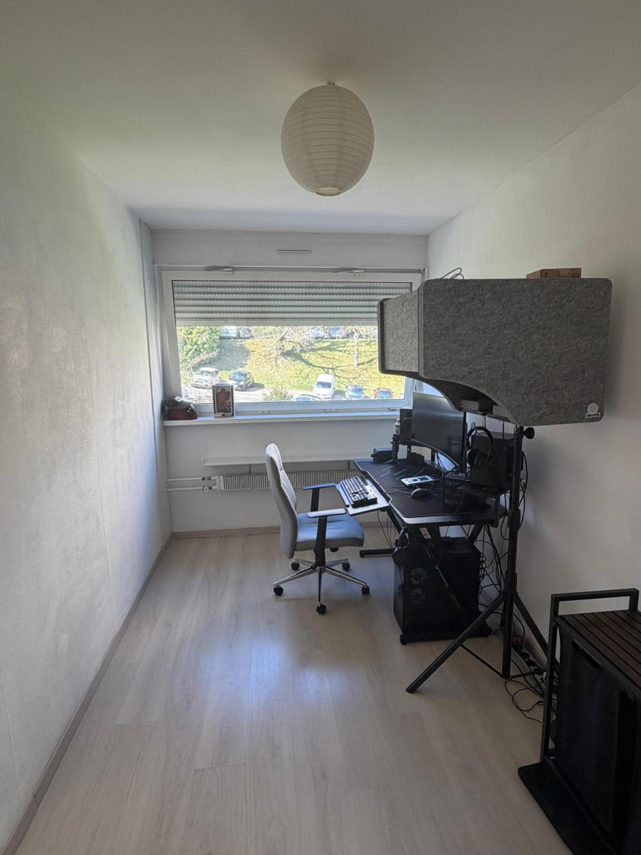 
                                                Location
                                                 Beau 3P lumineux 56m² sud super vue proche centre