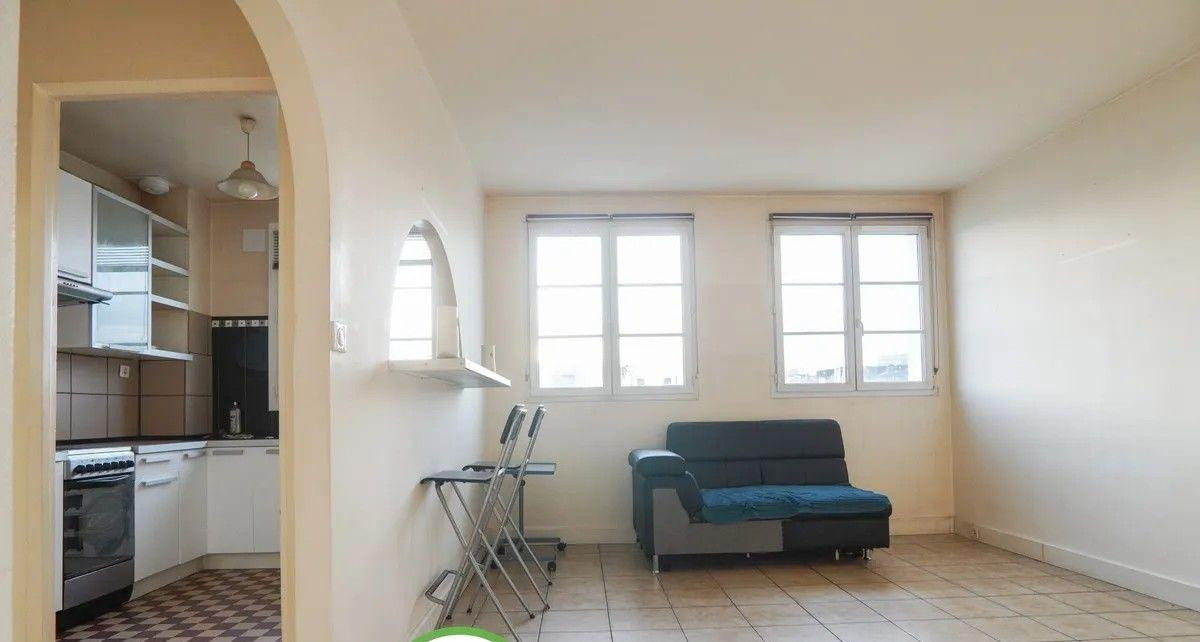 
                                                Location
                                                 Beau 3P lumineux 57 m² confortable et pratique