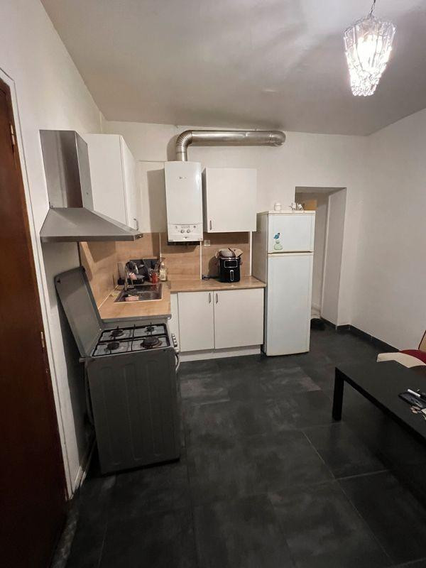 
                                                Location
                                                 Beau 3P meublé 44m²