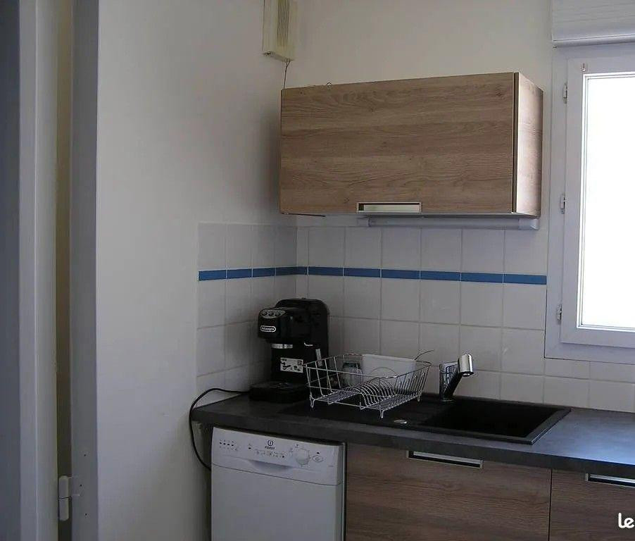 
                                                Location
                                                 Beau 3P meublé 47m² au Minimes avec terrasse 17m2