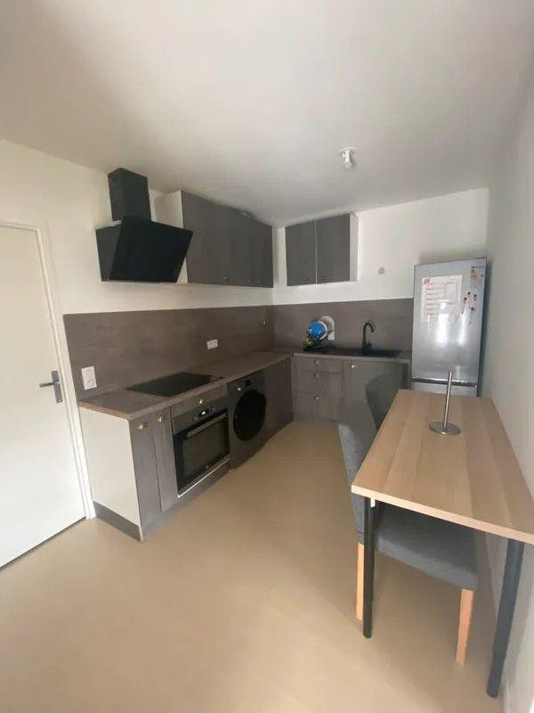 
                                                Location
                                                 Beau 3P meublé 47m² neuf à Cergy avec balcon