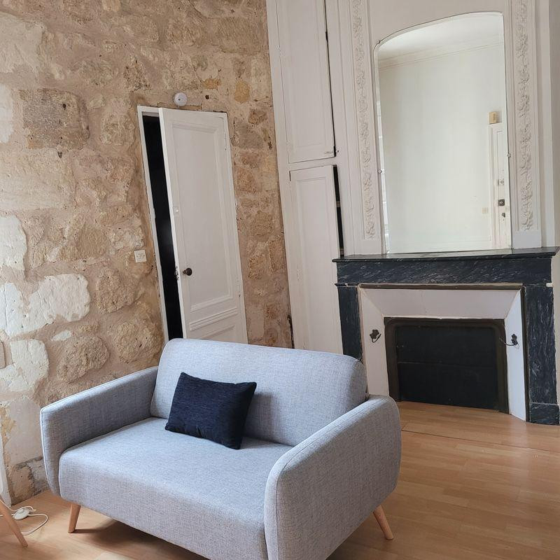 
                                                Location
                                                 Beau 3P meublé 50 m2