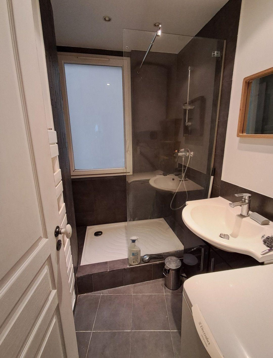
                                                Location
                                                 Beau 3P meublé 50m²