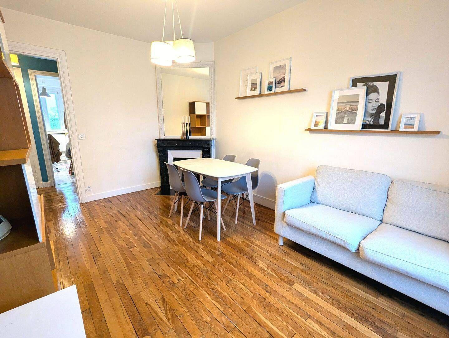 
                                                Location
                                                 Beau 3P meublé 50m² métro Liberté