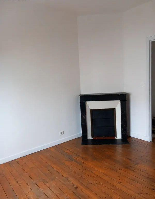 
                                                Location
                                                 Beau 3P meublé 50m² refait à neuf