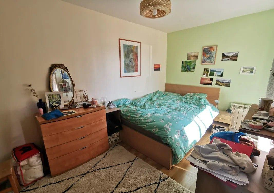 
                                                Colocation
                                                 Beau 3P meublé 52m² avec terrasse et parking