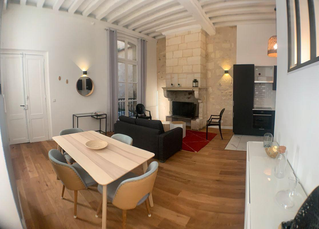 
                                                Location
                                                 Beau 3P meublé 57m² rénové