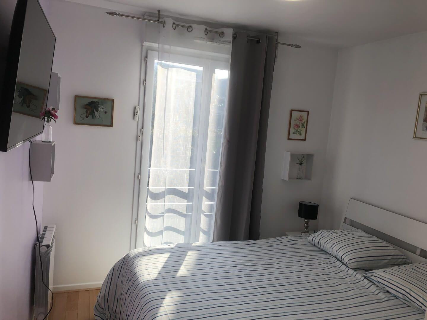 
                                                Location
                                                 Beau 3P meublé 58m² au calme et bien situé