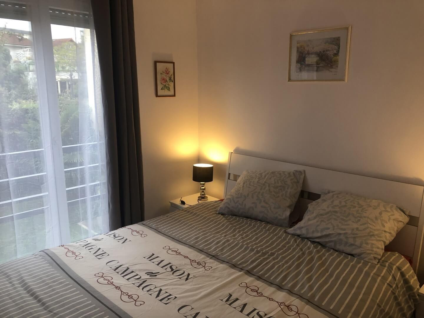 
                                                Location
                                                 Beau 3P meublé 58m² au calme et bien situé