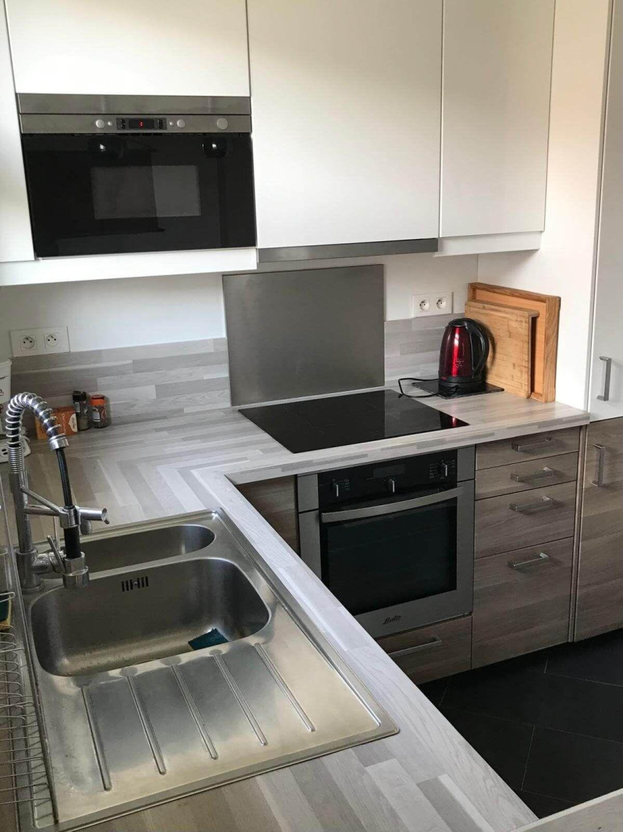
                                                Location
                                                 Beau 3P meublé 58m² avec balcon filant