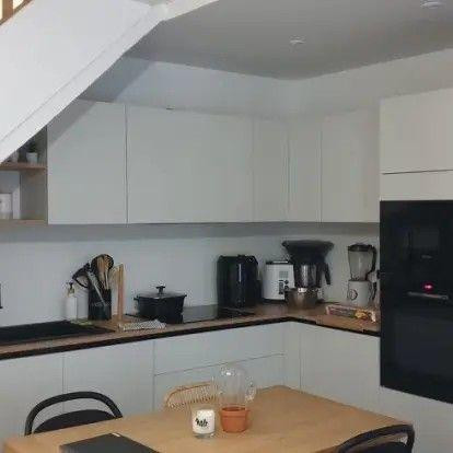 
                                                Location
                                                 Beau 3P meublé 58m² triplex refait à neuf équipé