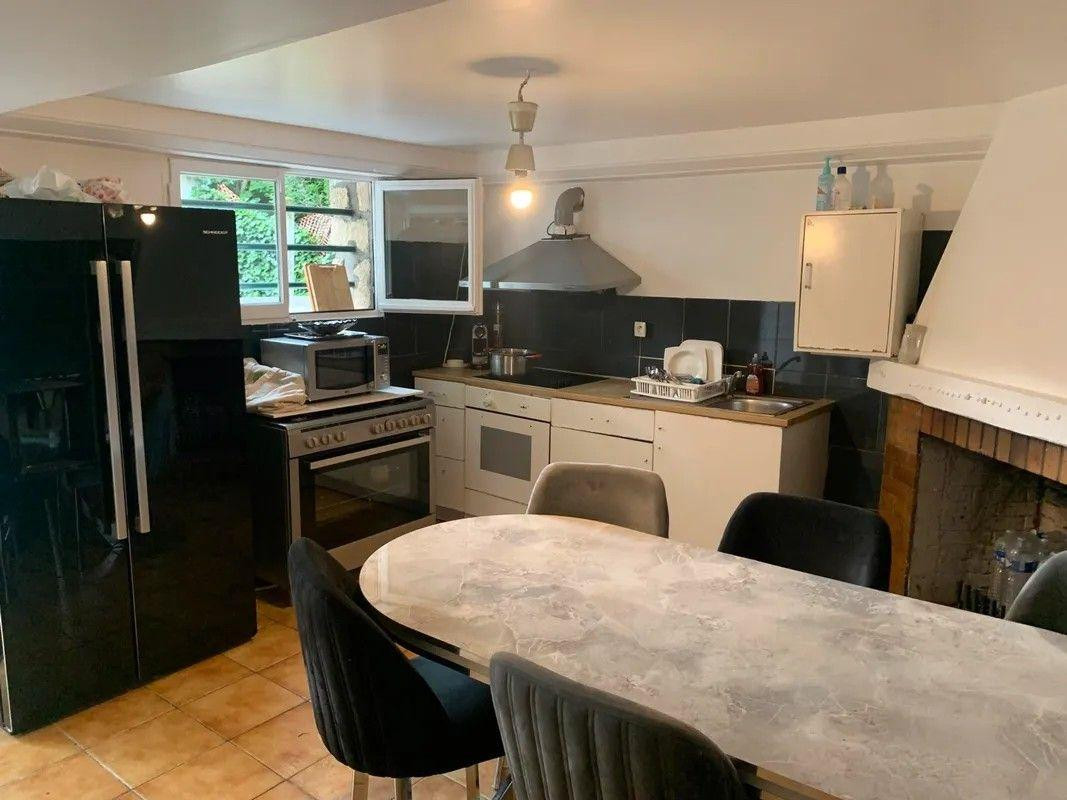 
                                                Location
                                                 Beau 3P meublé 60m² à Bobigny