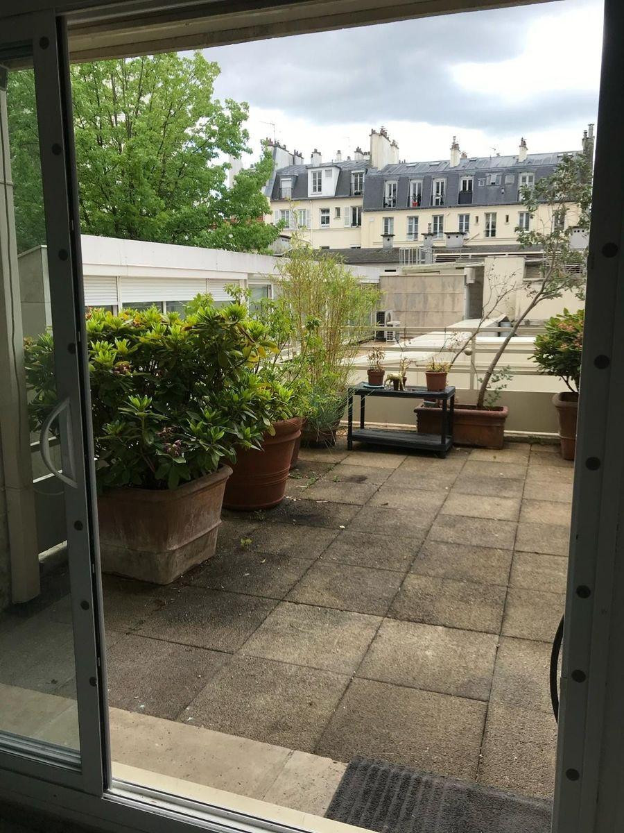 
                                                Location
                                                 Beau 3P meublé 62m² avec grande terrasse à Passy