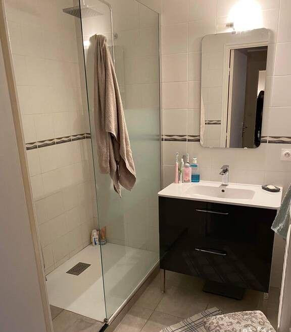 
                                                Location
                                                 Beau 3P meublé 63m² avec balcon