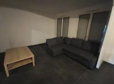 
                                                Location
                                                 Beau 3P meublé 63m² en face du métro désiré Clary