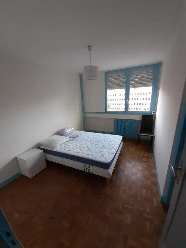 
                                                Location
                                                 Beau 3P meublé 67m² avec balcon et garage