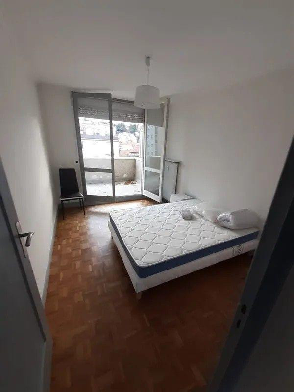 
                                                Location
                                                 Beau 3P meublé 67m² avec balcon et garage