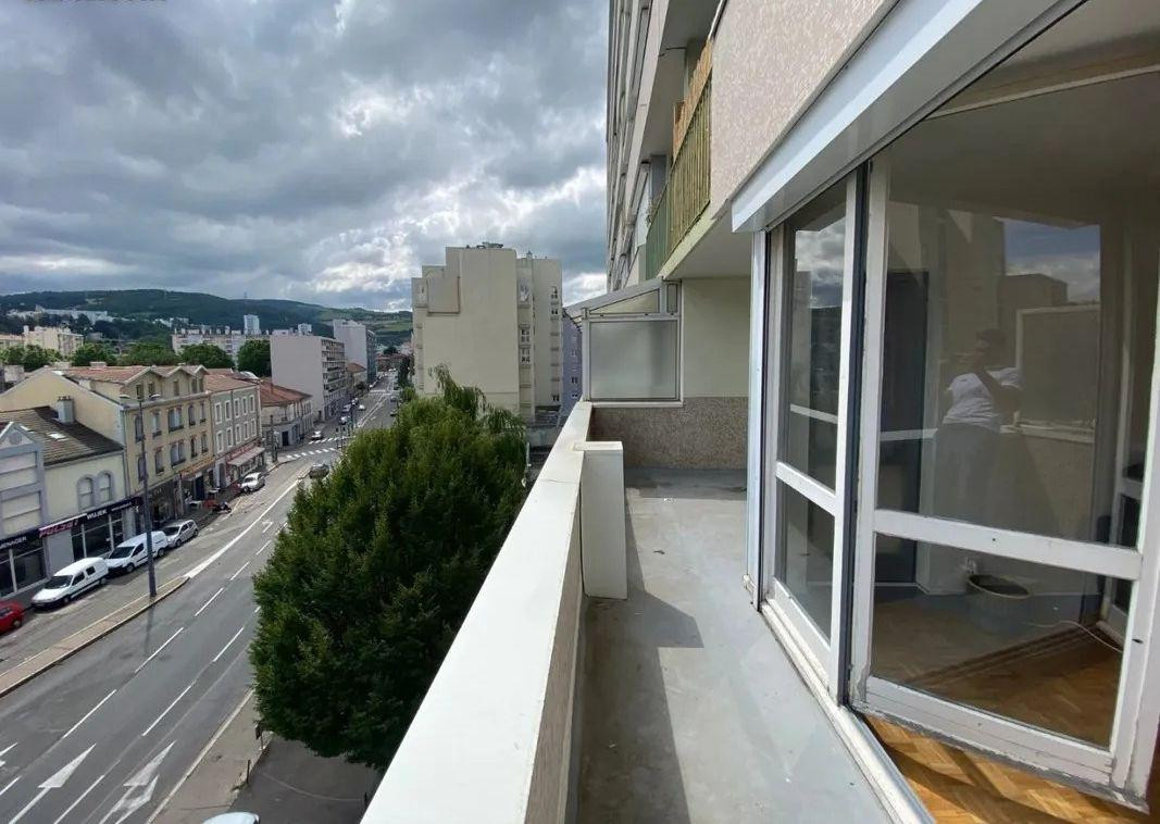 
                                                Location
                                                 Beau 3P meublé 67m² avec balcon et garage