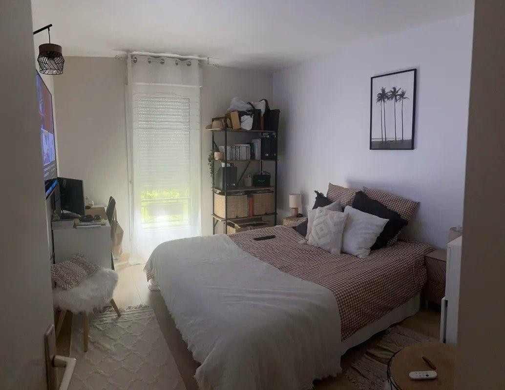 
                                                Location
                                                 Beau 3P meublé 70m² avec balcon