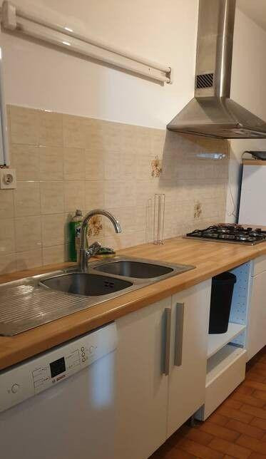 
                                                Location
                                                 Beau 3P meublé 70m² avec balcon
