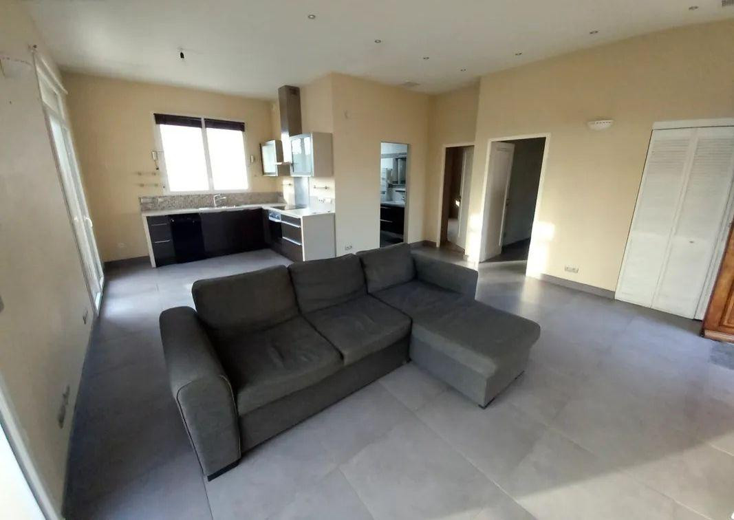 
                                                Location
                                                 Beau 3P meublé 70m² en face de la sous préfecture