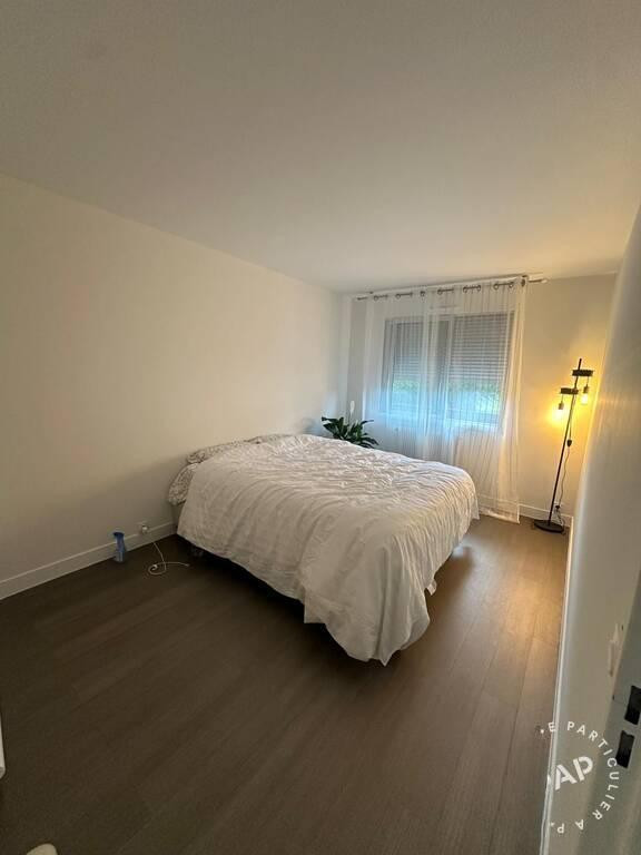 
                                                Location
                                                 Beau 3P meublé 71m²