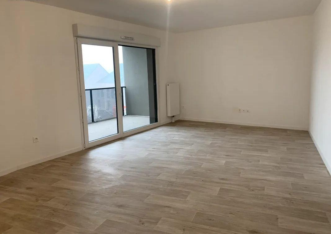 
                                                Location
                                                 Beau 3P meublé 71m² avec balcon