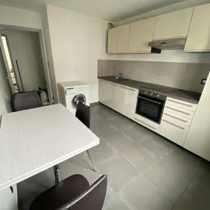 
                                                Location
                                                 Beau 3P meublé 73m² rénové