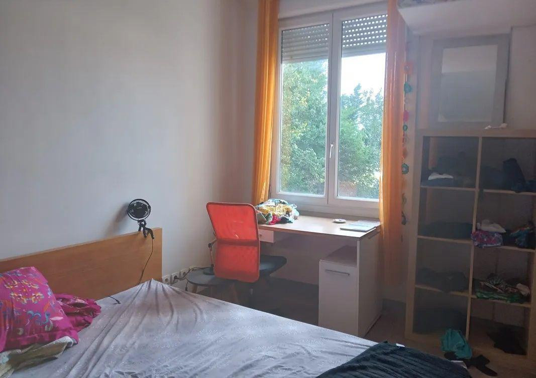 
                                                Location
                                                 Beau 3P meublé 78m² rénové avec jardin partagé