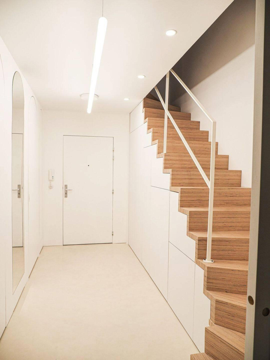 
                                                Location
                                                 Beau 3P meublé 80m² type LOFT