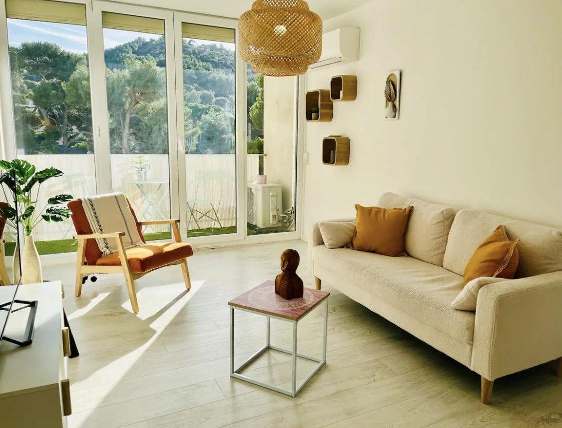 
                                                Location
                                                 Beau 3P meublé avec balcon Idéal Coloc ou Famille