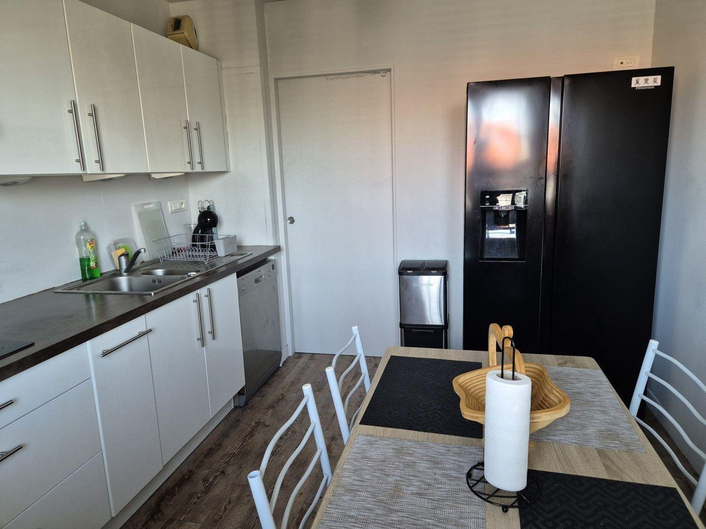 
                                                Location
                                                 Beau 3P meublé (ou non) 72m²