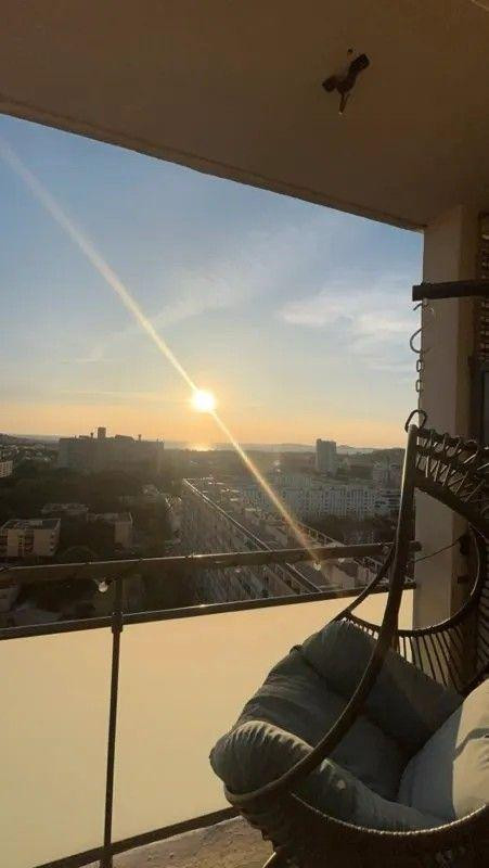 
                                                Location
                                                 Beau 3P non meublé 60m² vue mer et montagne